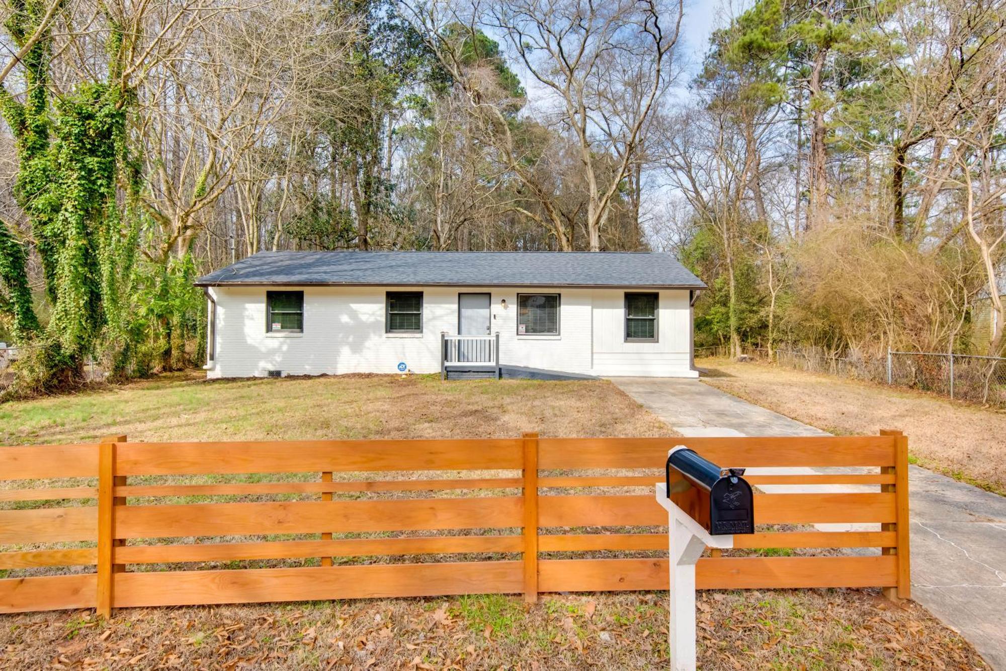 Pet-friendly About 6 Mi To Downtown Atlanta! * Atlanta